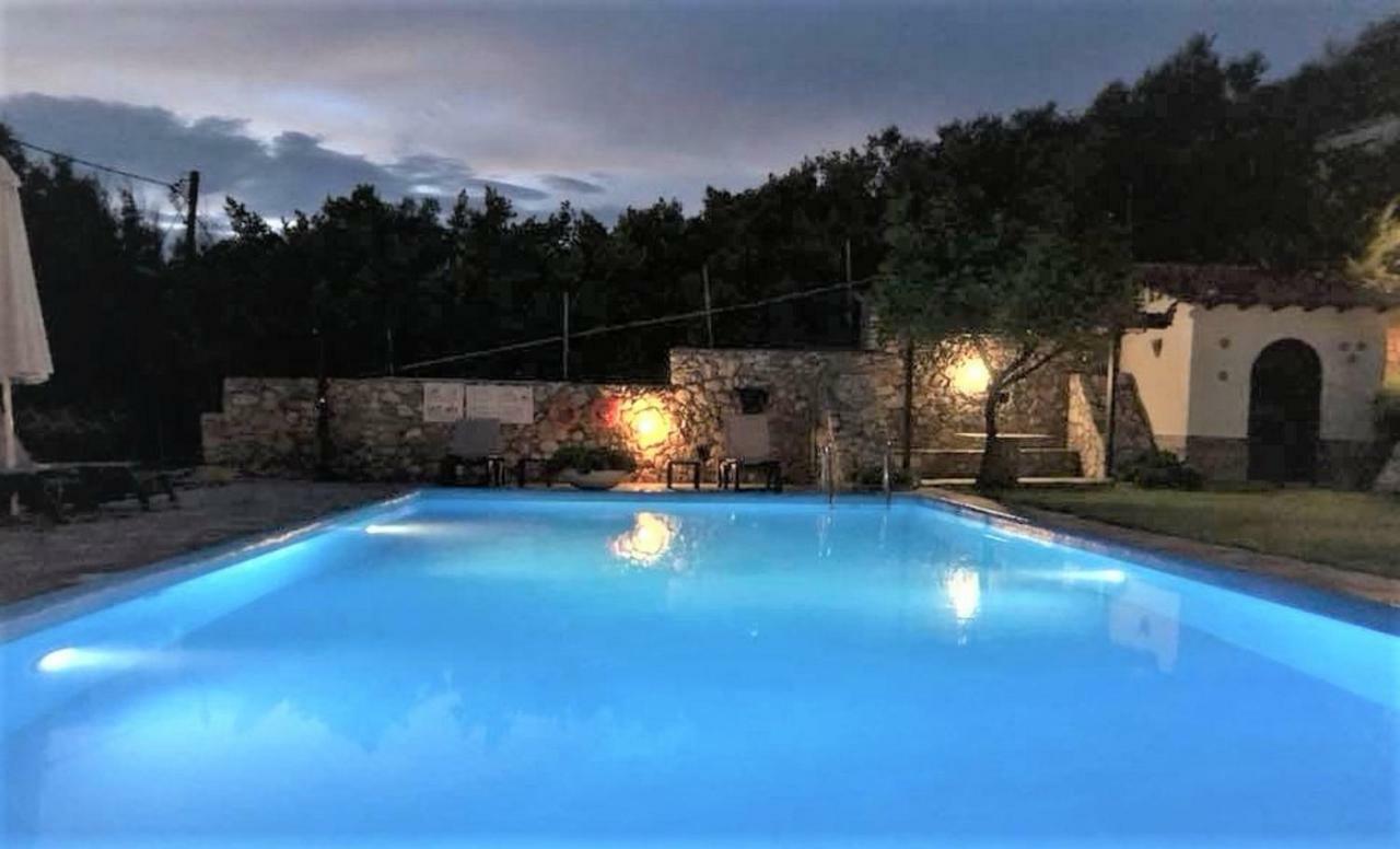 Villa Spartias Skiathos Exterior foto